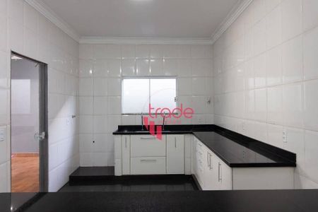 1_photo/94b9c092db.799bff3042b2021d-ATLAS-a0e28dc0-fd5d-4cb5-99cd-5b0521e9aec9.jpg de casa à venda com 3 quartos, 195m² em Parque Residencial Candido Portinari, Ribeirão Preto