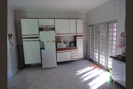 7_photo/94b9c093b1.adb140a9451bad8e-ATLAS-9b9e685c-0441-4e57-a003-eafdcab8c74b.jpg de casa à venda com 5 quartos, 280m² em Parque Residencial Candido Portinari, Ribeirão Preto