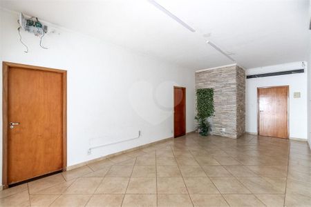 6_photo/94b9c09f51.1061d8d006d8df0d-ATLAS-044f52b5-3c6f-4cbb-90b2-343072dba5ef.jpg de casa à venda com 3 quartos, 228m² em Residencial e Comercial Palmares, Ribeirão Preto