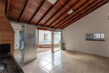 9_photo/94b9c09f51.1061d8d006d8df0d-ATLAS-b102dbce-4cc7-4125-9286-0fb271401e2d.jpg de casa à venda com 3 quartos, 228m² em Residencial e Comercial Palmares, Ribeirão Preto