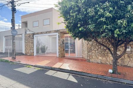 39_photo/94b9c09f6f.76c9ba83eeb181e8-ATLAS-2cc379f1-633d-47f3-9812-e5a8a372d35f.jpg de casa à venda com 3 quartos, 210m² em Residencial e Comercial Palmares, Ribeirão Preto