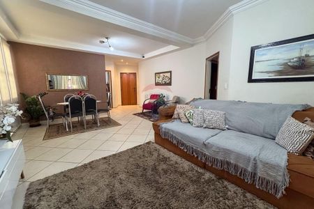 7_photo/94b9c09f6f.76c9ba83eeb181e8-ATLAS-fa51adee-e8b5-4140-bf2b-9cf8c95053e4.jpg de casa à venda com 3 quartos, 210m² em Residencial e Comercial Palmares, Ribeirão Preto