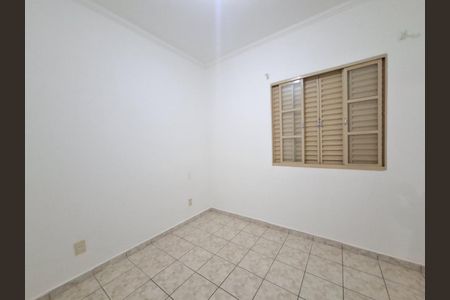 3_photo/94b9c0a06d.980244b99d9663bd-ATLAS-3db72a7e-2f64-49ce-a0fc-4e64d97920d1.jpg de apartamento à venda com 3 quartos, 74m² em Subsetor Leste - 7 (L-7), Ribeirão Preto