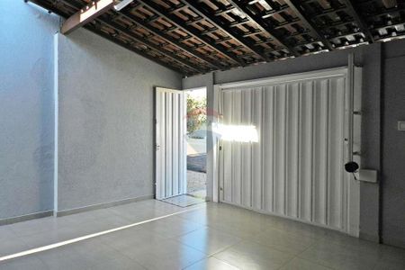 8_photo/94b9c0a647.08798e92c4495a9b-ATLAS-b2d3a3af-fff2-4dc0-9da1-5d069893a186.jpg de casa à venda com 2 quartos, 111m² em Jardim do Trevo, Ribeirão Preto