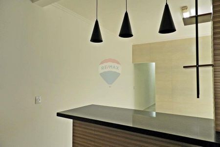 13_photo/94b9c0a647.08798e92c4495a9b-ATLAS-e7730996-0aa2-41fb-8b7e-8d57e60d49ab.jpg de casa à venda com 2 quartos, 111m² em Jardim do Trevo, Ribeirão Preto