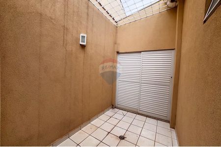 31_photo/94b9c0a935.67a0fd980269b306-ATLAS-e13a2e64-feb5-4e7a-86d0-1fede99219a6.jpg de casa para alugar com 3 quartos, 195m² em Parque Anhanguera, Ribeirão Preto