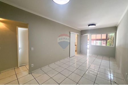 5_photo/94b9c0b2df.27c2493257daa709-ATLAS-16e99e87-b2da-4b1b-9ed8-23bca23d7868.jpg de casa de condomínio para alugar com 3 quartos, 136m² em Jardim Interlagos, Ribeirão Preto