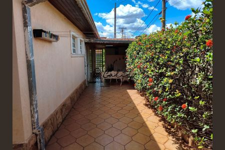 11_photo/94b9c0b2df.4d215f8701c1c6db-ATLAS-6c16535e-8e5e-4895-be3c-4c1984a29b58.jpg de casa à venda com 2 quartos, 135m² em Jardim Interlagos, Ribeirão Preto