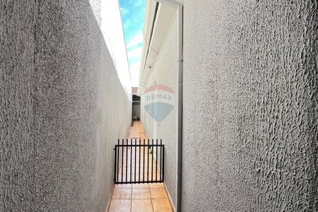 4_photo/94b9c0c98d.399a1755f57c600b-ATLAS-06b3a5be-ba99-45d7-ac4e-f2a75f0dc032.jpg de casa à venda com 2 quartos, 112m² em Parque Sao Sebastiao, Ribeirão Preto