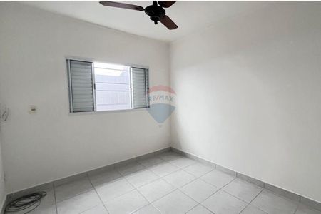 5_photo/94b9c0c98d.399a1755f57c600b-ATLAS-0a71a2e3-c3ac-41d0-a397-4e8805bb0e18.jpg de casa à venda com 2 quartos, 112m² em Parque Sao Sebastiao, Ribeirão Preto