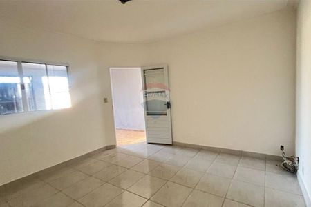 4_photo/94b9c0c98d.399a1755f57c600b-ATLAS-d630a8de-0f2f-4e4d-bd95-81fd2d236e76.jpg de casa à venda com 2 quartos, 112m² em Parque Sao Sebastiao, Ribeirão Preto