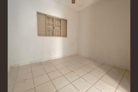 3_photo/94b9c0cef7.a6059dc6eaee931f-ATLAS-327c9f1a-5f3f-4ddc-9b7b-e900c22f704f.jpg de casa à venda com 3 quartos, 86m² em Parque Sao Sebastiao, Ribeirão Preto