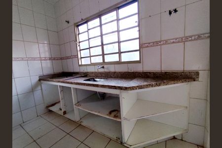 10_photo/94b9c0cef7.a6059dc6eaee931f-ATLAS-68a7a392-c16b-4c9d-8940-30b6c0029b8a.jpg de casa à venda com 3 quartos, 86m² em Parque Sao Sebastiao, Ribeirão Preto