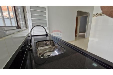 18_photo/94b9c0ddf7.8d983f436c292bbf-ATLAS-ef9e4ab3-9db3-43d4-a275-1f2a4eb842fc.jpg de casa à venda com 2 quartos, 75m² em Parque dos Flamboyans, Ribeirão Preto