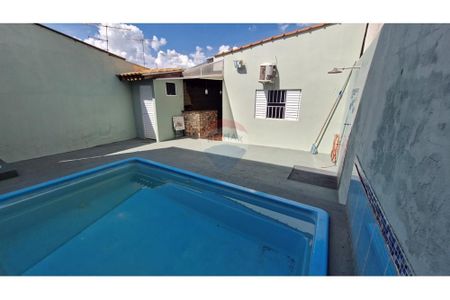 30_photo/94b9c0e0e7.cce03887c7d72c1f-ATLAS-0f065e09-a5cb-4c4e-a61d-b0e6e89290ef.jpg de casa à venda com 1 quarto, 82m² em Parque dos Flamboyans, Ribeirão Preto