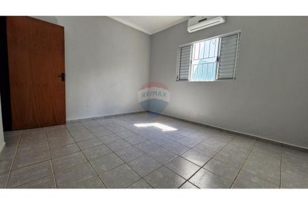 20_photo/94b9c0e0e7.cce03887c7d72c1f-ATLAS-4e32f55a-c15f-4c59-b33f-6b684d7b4f1c.jpg de casa à venda com 1 quarto, 82m² em Parque dos Flamboyans, Ribeirão Preto