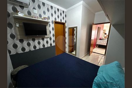 8_photo/94b9c0e6d1.aaaaa2939d8ec39f-ATLAS-b16da966-ddf4-4d8d-b29e-ee87a685e331.jpg de casa à venda com 2 quartos, 61m² em Pq Res C Portinari, Ribeirão Preto