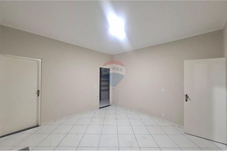 19_photo/94b9c0ebb9.dd0e2de8ca271679-ATLAS-deaa9d35-0c3e-4939-8724-86c900eb55eb.jpg de casa à venda com 3 quartos, 156m² em Nova Aliança, Ribeirão Preto