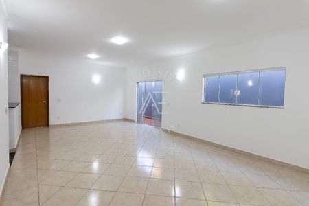 8_photo/94b9c0ed33.82be18ad98973cde-ATLAS-77a7cb9a-64a3-4e86-aacc-d43fbeccecd4.jpg de casa à venda com 3 quartos, 336m² em Parque Residencial Candido Portinari, Ribeirão Preto