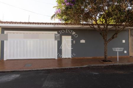 9_photo/94b9c0ed33.82be18ad98973cde-ATLAS-e956b06a-5f73-44e0-8595-0ef23dcf61ff.jpg de casa à venda com 3 quartos, 336m² em Parque Residencial Candido Portinari, Ribeirão Preto