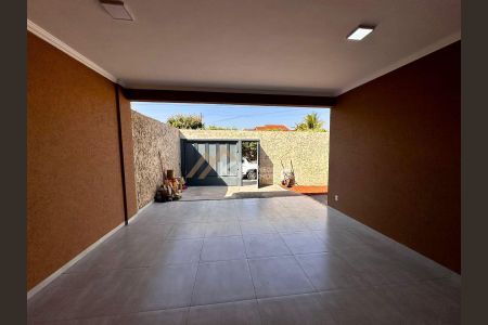 22_photo/94b9c0ef29.4920d6e5269d0762-ATLAS-53ba47a9-74a5-4d36-a11e-dc07facaff0c.jpg de casa à venda com 3 quartos, 193m² em Pq Res C Portinari, Ribeirão Preto