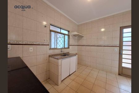 27_photo/94b9c0ef6f.9c16890d59937ae3-ATLAS-7b00166b-e984-4848-ae20-5ff70d201b38.jpg de casa à venda com 3 quartos, 131m² em Parque Residencial Candido Portinari, Ribeirão Preto