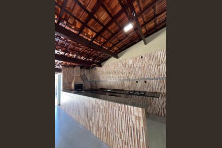 10_photo/94b9c0f223.3714cccd63f8fe2d-ATLAS-e86ed8a3-a9d2-4f4f-8336-1b97d187963e.jpg de casa à venda com 3 quartos, 178m² em Parque Residencial Candido Portinari, Ribeirão Preto