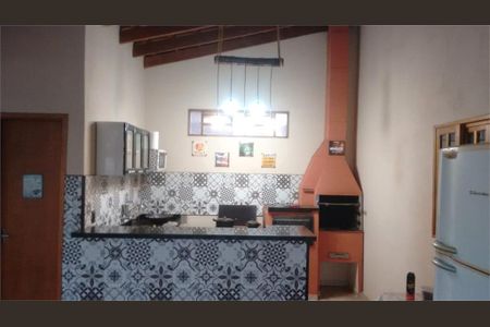 8_photo/94b9c0f2d7.0f6a0b78760eb162-ATLAS-92d1b2cd-a871-4d04-8b08-e553790e57b9.jpg de casa à venda com 3 quartos, 235m² em Jardim Ouro Branco, Ribeirão Preto