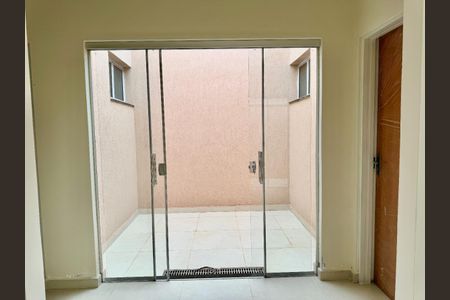 5_photo/94b9c12773.b213041e6d1df582-ATLAS-15e1d2c6-b2e9-4f4d-a304-7df0d56080db.jpg de casa à venda com 2 quartos, 73m² em Jardim Ângelo Jurca, Ribeirão Preto