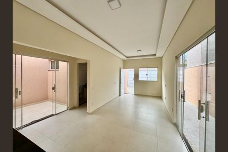 8_photo/94b9c12773.b213041e6d1df582-ATLAS-277b77c0-3cab-41f2-ae07-1d7db6460863.jpg de casa à venda com 2 quartos, 73m² em Jardim Ângelo Jurca, Ribeirão Preto