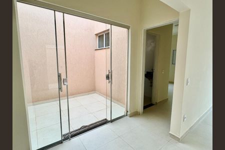 10_photo/94b9c12773.b213041e6d1df582-ATLAS-34fbea89-e8ca-45af-b38a-6886951c2dbb.jpg de casa à venda com 2 quartos, 73m² em Jardim Ângelo Jurca, Ribeirão Preto