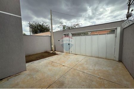 3_photo/94b9c12773.f38e38137a2159e3-ATLAS-c0f0a9e2-7aa2-47df-98bb-7ffd0ecde760.jpg de casa à venda com 2 quartos, 73m² em Jardim Ângelo Jurca, Ribeirão Preto