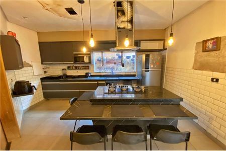 3_photo/94b9c73b2f.e2451d589f4ca2b2-ATLAS-2c7a9d4d-16c9-4cb5-8acf-51b584d10136.jpg de casa à venda com 4 quartos, 166m² em Parque dos Lagos, Ribeirão Preto