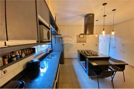 19_photo/94b9c73b2f.e2451d589f4ca2b2-ATLAS-3601a6d8-61f4-4ed5-ab80-ebf881687d96.jpg de casa à venda com 4 quartos, 166m² em Parque dos Lagos, Ribeirão Preto