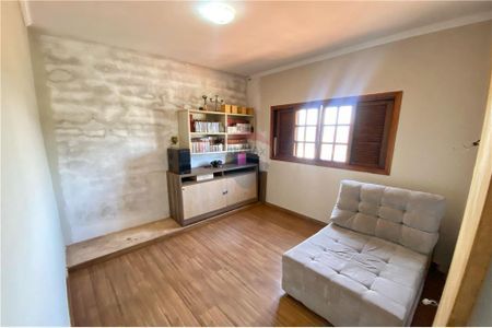 11_photo/94b9c73b2f.e2451d589f4ca2b2-ATLAS-5067b2ea-145c-4ec9-a604-6ad681800c4d.jpg de casa à venda com 4 quartos, 166m² em Parque dos Lagos, Ribeirão Preto