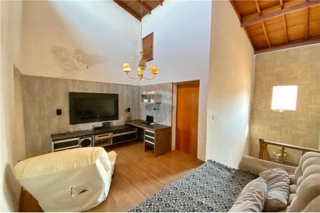 25_photo/94b9c73b2f.e2451d589f4ca2b2-ATLAS-d37d4f7a-41e5-4a4e-b014-6acb78b24e12.jpg de casa à venda com 4 quartos, 166m² em Parque dos Lagos, Ribeirão Preto