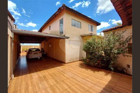 15_photo/94b9c7483d.64be89600eea995d-ATLAS-69af2d47-ecb4-4d5d-bdc3-051298a7f205.jpg de casa à venda com 4 quartos, 282m² em Loteamento Parque dos Lagos, Ribeirão Preto