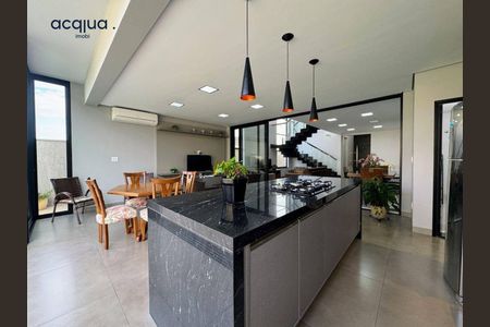 25_photo/94b9c78009.e044597effef5bf6-ATLAS-b04dcf88-b192-400a-aee5-6346007c2aa2.jpg de casa de condomínio à venda com 3 quartos, 275m² em Jardim Manoel Penna, Ribeirão Preto