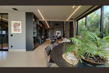 11_photo/94b9c80137.7489ecd906a7a32f-ATLAS-8bf3d901-7edd-4919-b491-2d1f7fb3d9d6.jpg de casa à venda com 3 quartos, 310m² em Alto do Castelo, Ribeirão Preto