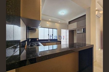 10_photo/94c5f4493d.93b8fa184532727f-ATLAS-4d5d5ee8-fd92-4b7b-8a4a-942467644fac.jpg de casa de condomínio à venda com 3 quartos, 141m² em Caguaçu, Sorocaba