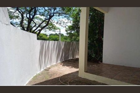 3_photo/94c5f4ffb3.0524c8510f0f8401-ATLAS-c63449db-9707-4e67-83df-b0e84e2f1910.jpg de casa à venda com 3 quartos, 102m² em Jardim Maria Eugenia, Sorocaba