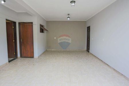 17_photo/94c5f51419.1c5845dead7872b3-ATLAS-839f97de-ba31-4f3a-a5f7-dccd67668bd3.jpg de casa à venda com 4 quartos, 250m² em Jardim São Conrado, Sorocaba