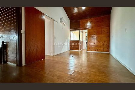 11_photo/94c5f54109.e17343cf5b702f60-ATLAS-5c5067a9-7fa8-42a3-bec7-c75f26e09d2d.jpg de casa à venda com 3 quartos, 187m² em Vila Mineirao, Sorocaba