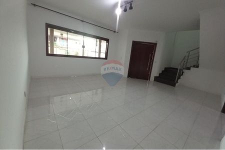 30_photo/94c8998aa9.597fe7fdc9850daf-ATLAS-0079f401-1eb6-4229-99f8-7a19d4f1ba49.jpg de casa para alugar com 3 quartos, 334m² em Werner Plaas, Americana