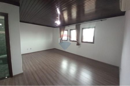 3_photo/94c8998aa9.597fe7fdc9850daf-ATLAS-ee47ef02-ca9c-460f-8ab0-b10380dee1f2.jpg de casa para alugar com 3 quartos, 334m² em Werner Plaas, Americana