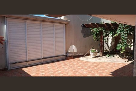 44_photo/94c89a1fcd.f38e38137a2159e3-ATLAS-ba4b66e8-be45-4c32-85c0-94493e404bd5.jpg de casa à venda com 3 quartos, 241m² em Vila Nossa Senhora de Fatima, Americana