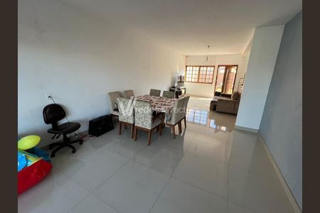 4_photo/94c8b605c3.0c6161ab2d998439-ATLAS-ac60b99e-6ecf-4f32-a253-ef635c25ced3.jpg de casa à venda com 3 quartos, 230m² em Parque das Industrias, Campinas