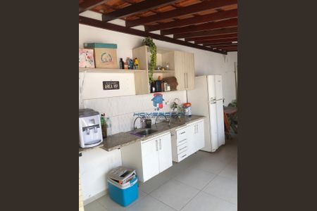 2_photo/94c8b60f09.54b8780a509023fd-ATLAS-e42ab043-332f-4f78-b6ea-197ae44e6497.jpg de casa à venda com 3 quartos, 180m² em Parque das Industrias, Campinas