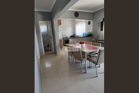 9_photo/94c8b61bf3.8bc1dbb17a6300cb-ATLAS-5b1865d3-2d0e-49af-bc9f-66206d6bb2c1.jpg de casa à venda com 3 quartos, 250m² em Jardim São Pedro de Viracopos, Campinas