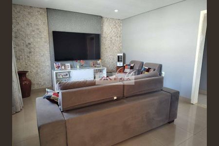 6_photo/94c8b61bf3.8bc1dbb17a6300cb-ATLAS-882be903-7399-438f-bfd6-a7a18da6b869.jpg de casa à venda com 3 quartos, 250m² em Jardim São Pedro de Viracopos, Campinas